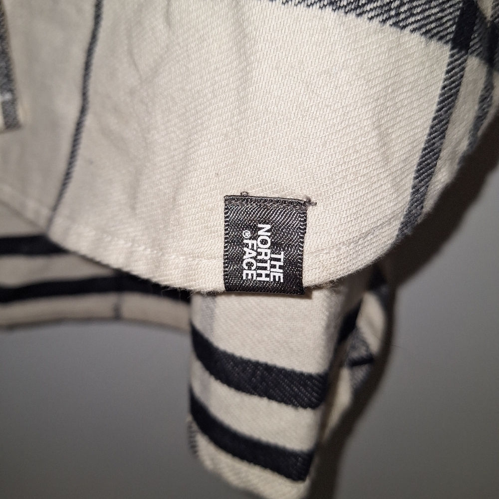 The North Face Plaid Shirt Womens Cream Black Small - Picture 3 of 5